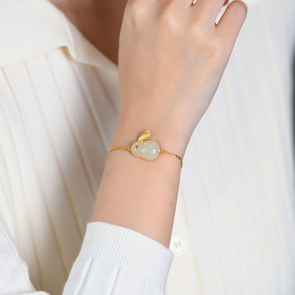 Vòng Tay Ngọc Bích Mặt Hình Thỏ Thời Trang Cho Nữ