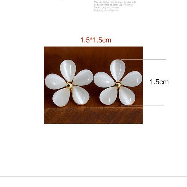 Khuyên tai hình bông hoa đính đá Opal thời trang Hàn Quốc dễ thương