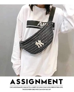 Túi đeo chéo hot trend