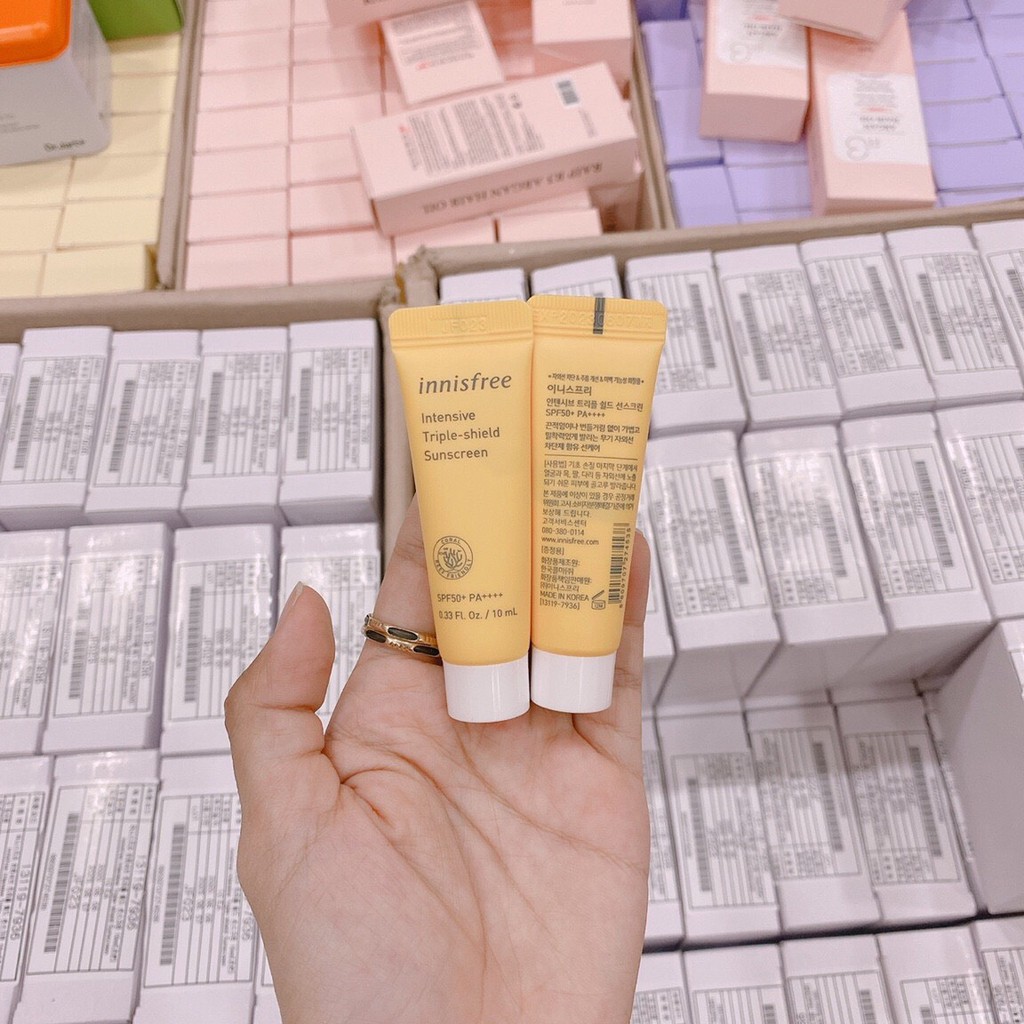 Kem chống nắng Innisfree Intensive Triple Shield Sunscreen SPF50+ PA++++ Mini Size 10ml | BigBuy360 - bigbuy360.vn