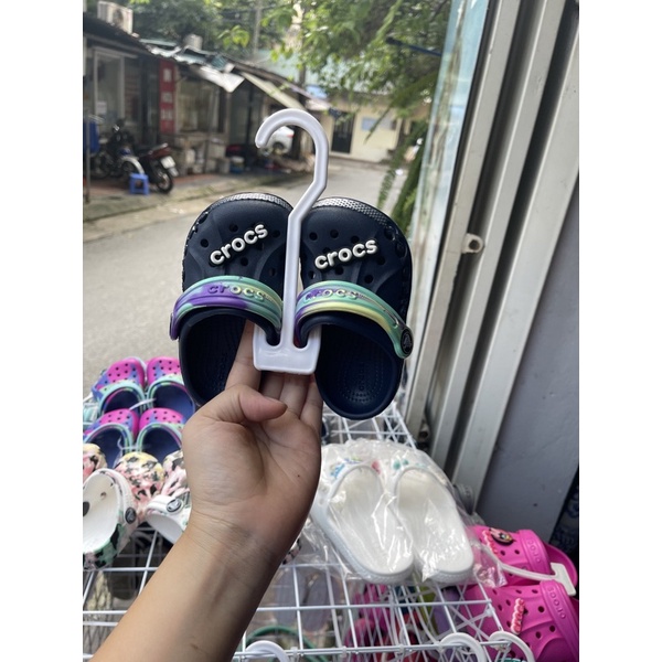 Dép crocs size c6
