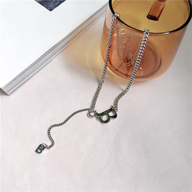 Choker nữ chữ &quot; B&quot; Dây chuyền thép Titan không gỉ Hiphop Cuban