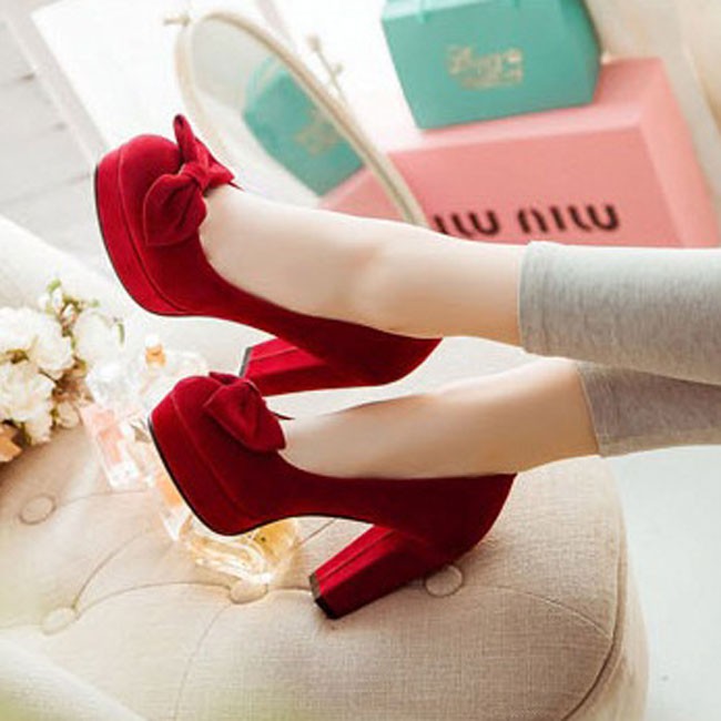 Giày gót vuông bít mũi nơ	- CG707