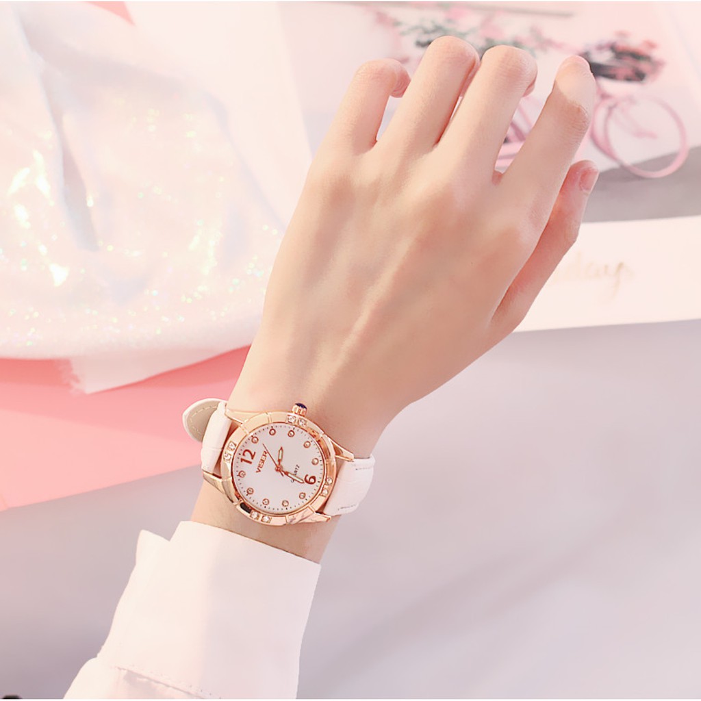 [Mã FAMAYFA2 giảm 10K đơn 50K] DHD222 ĐỒNG HỒ NỮ DÂY DA VISER Q9 MẶT ĐÍNH NGỌC CỰC ĐẸP THỜI TRANG | BigBuy360 - bigbuy360.vn