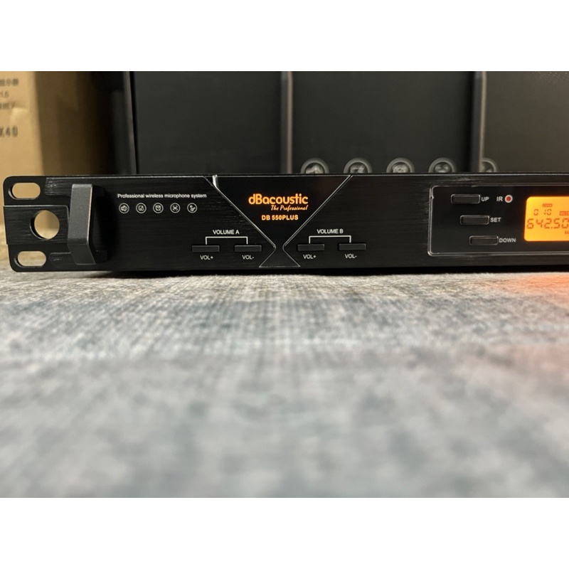 Micro dBacoustic DB 550Plus V2 hàng nhập khẩu chính hãng, chất âm tuyệt vời cho kinh doanh, gia đình.