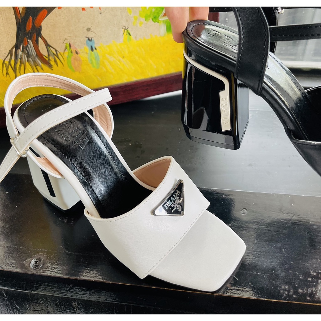 Sandal da mịn khuy tam giác gót trụ to vân kẻ mới - 7P
