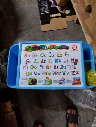 Bàn học đa năng cho bé