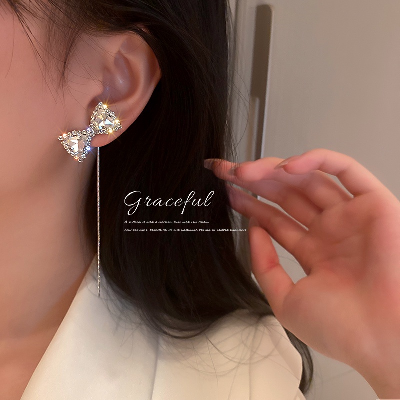 Khuyên Tai Dáng Dài Đính Đá Phối Nơ Tua Rua Lấp Lánh Phong Cách Hàn Quốc Thời Trang