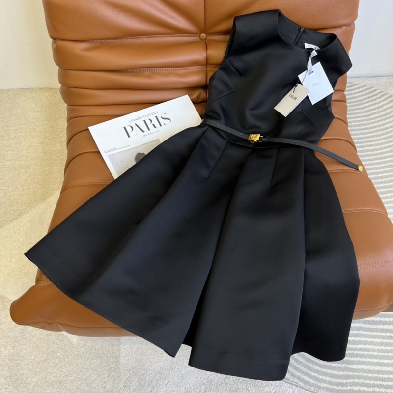 Đầm sát nách dáng xoè bồng thương hiệu Dior CD cao cấp