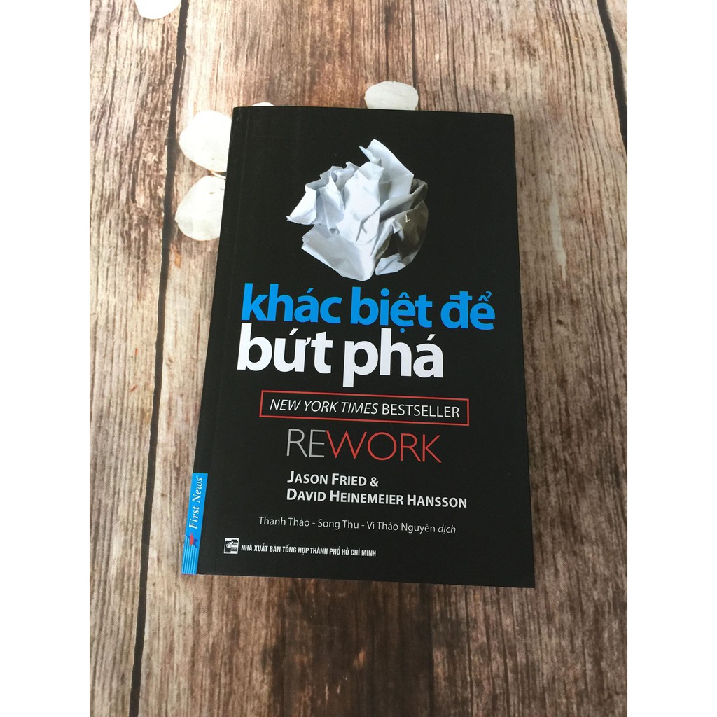 Sách - Khác Biệt Để Bứt Phá (Tái Bản)