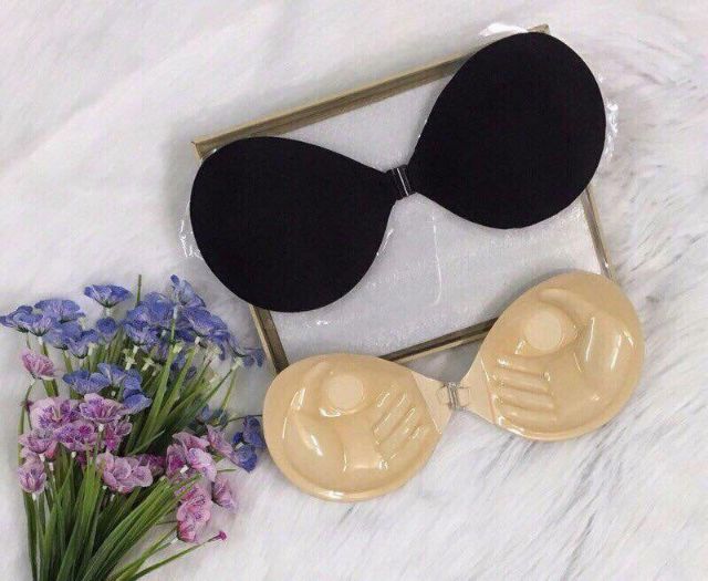 Áo bra dán bàn tay nâng ngực