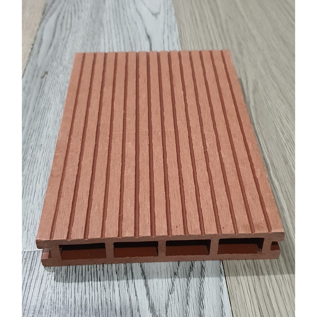 Thanh gỗ nhựa composite ngoài trời lỗ tròn, lỗ vuông