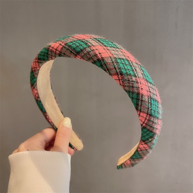 Băng đô cài tóc họa tiết kẻ ô trắng đen