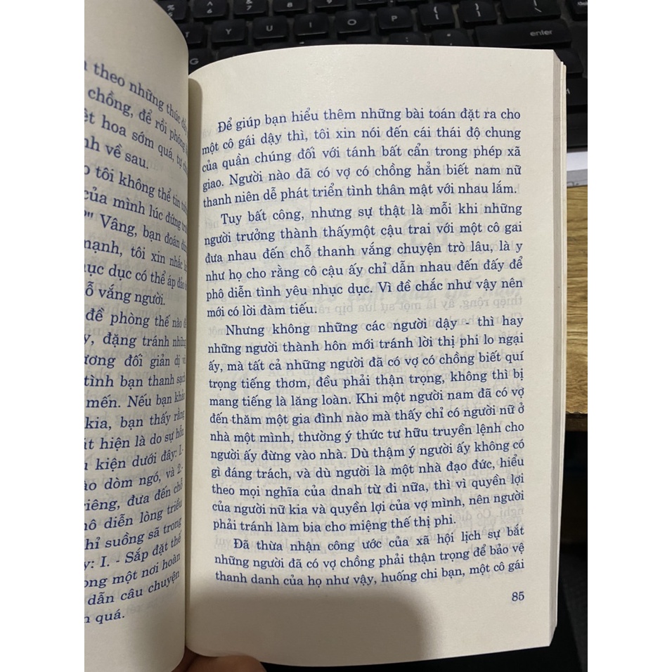 Sách - Bỡ ngỡ tuổi dạy thì