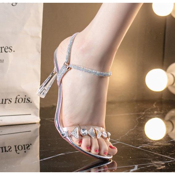 Dép Sandal Cao Gót Đính Đá Pha Lê Phong Cách Cổ Tích Nhẹ Nhàng