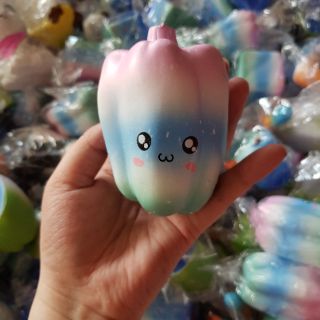 Squishy chim cánh cụt và trái cây