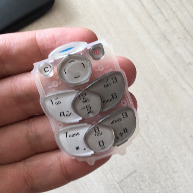 Bộ vỏ điện thoại cổ Nokia 2300. | BigBuy360 - bigbuy360.vn