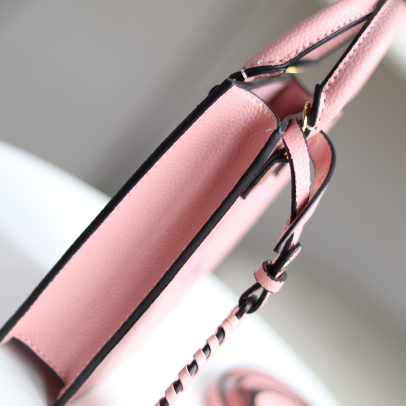 Túi xách QUẢNG CHÂU CAO CÂP Luôn Luôn Vui Tươi kèm móc tròn hot hit