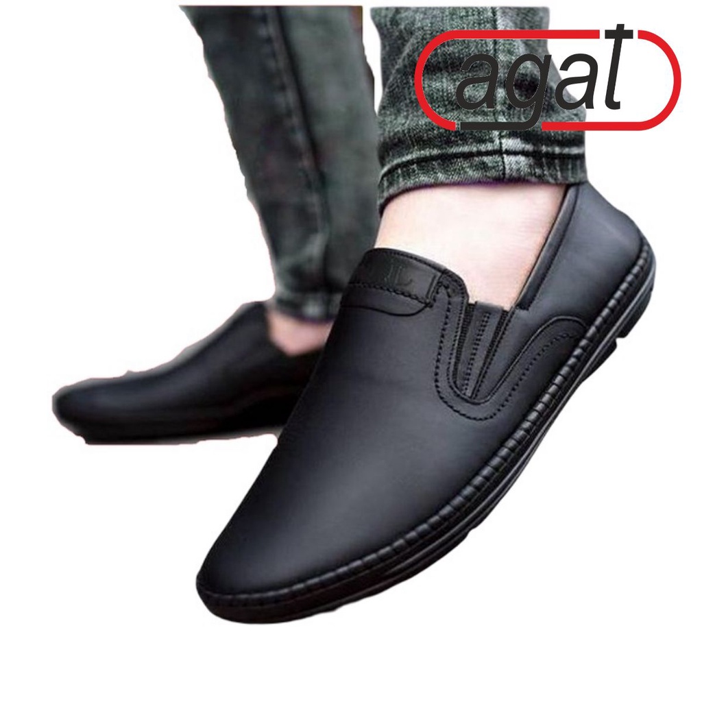 Giầy Mọi Nam AGAT Dáng Giày Tây Lười Chất Da Đẹp Cao Cấp,Đế Khâu Cực Bền Form Công Sở Lịch Lãm Màu Đen- M587 sp20