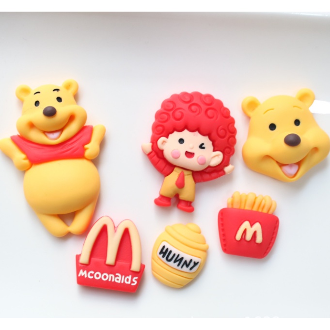 Mẫu charm gấu Pooh, hũ mật và chú bé hề cho các bạn trang trí Jibbitz, vỏ ốp điện thoại, DIY