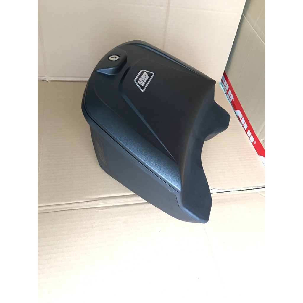 Thùng giữa Wave RSX, thùng giữa Givi G10N, hàng Givi chính hãng đã kèm bát gắn chuẩn theo xe Wave RSX, mới 100%