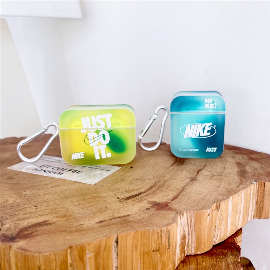 Ốp Bảo Vệ Hộp Đựng Tai Nghe AirPods 1 / 2 / 3 Thiết Kế Xinh Xắn
