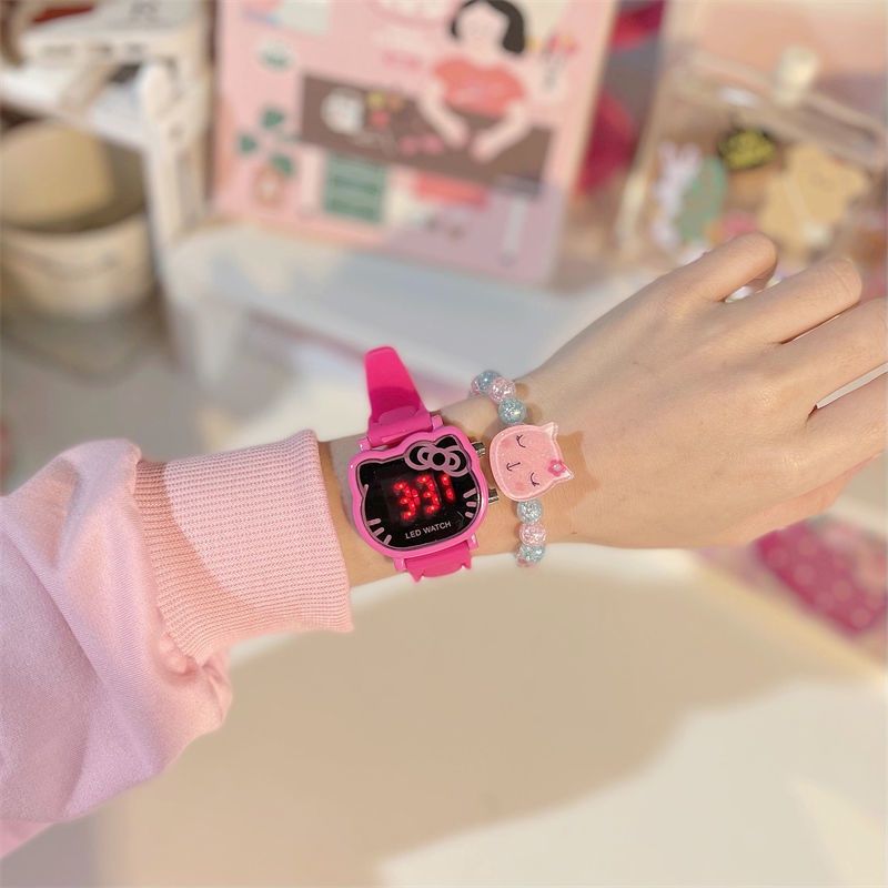 Đồng Hồ Đeo Tay Có Đèn LED Họa Tiết Hello Kitty Dễ Thương Phong Cách Nhật Hàn Cho Bé