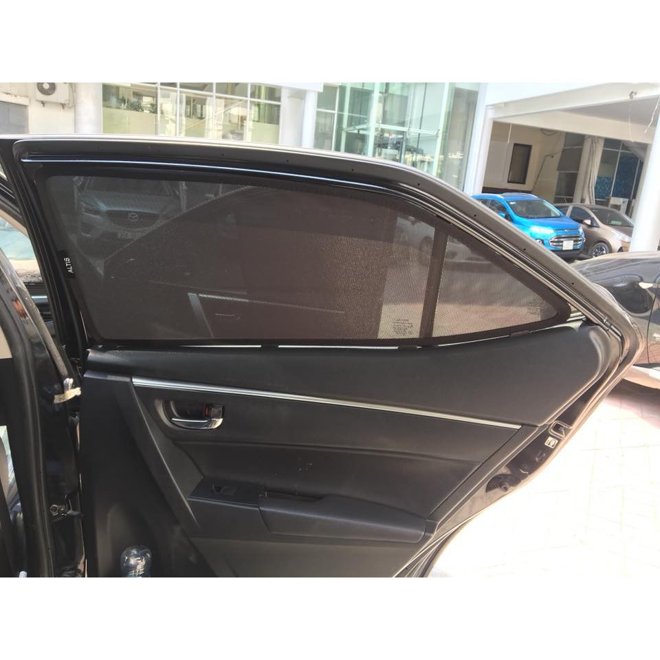 Rèm che nắng theo xe Altis 2014- 2020- Bộ 4 tấm dính nam châm hàng loại 1