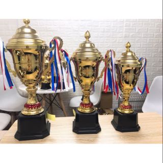 Cup thể thao kim loại tay cầm đỏ, cup giá rẻ, bảo hành bong tróc