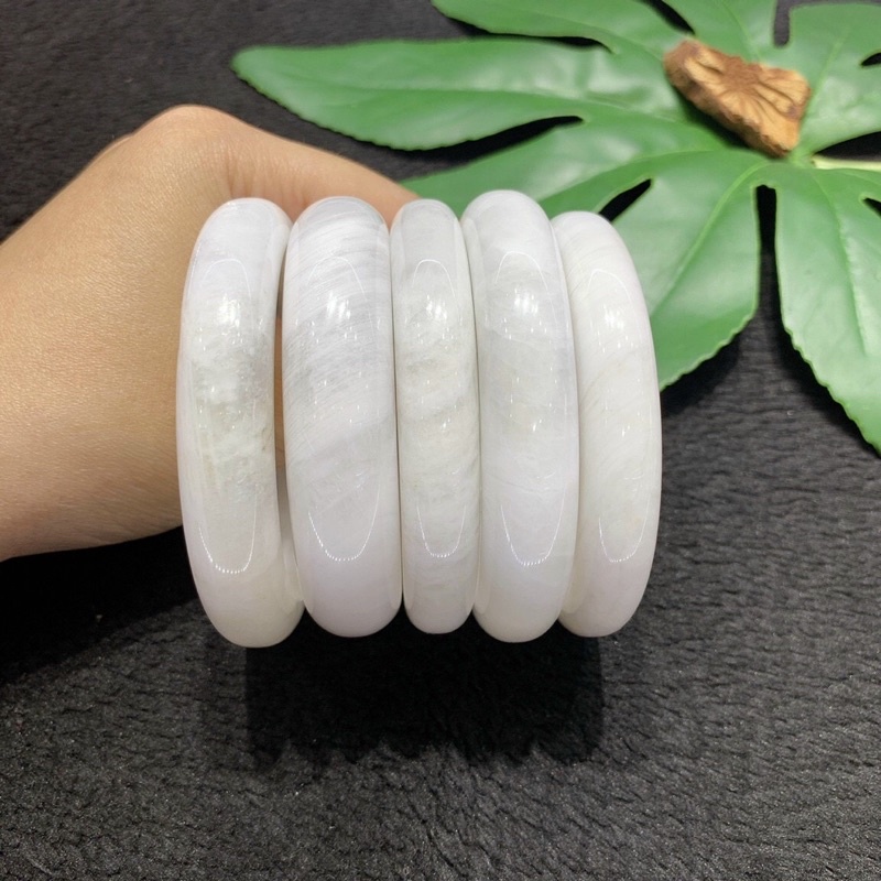 Vòng Kiềng Đá Mặt Trăng Size 50-58mm