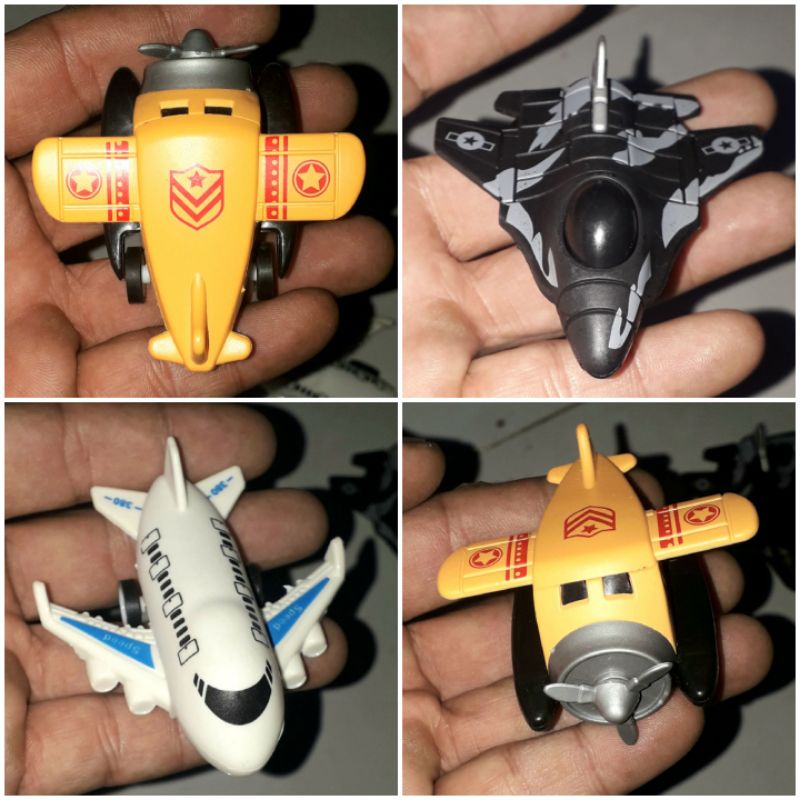 Một chiếc máy bay mini bằng nhựa chạy chớn rất đẹp