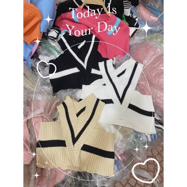 Áo len cổ yếm chéo pha màu Mã A62