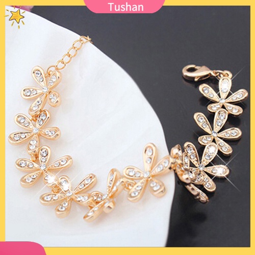 Vòng tay hoa tuyết đính đá nữ tính