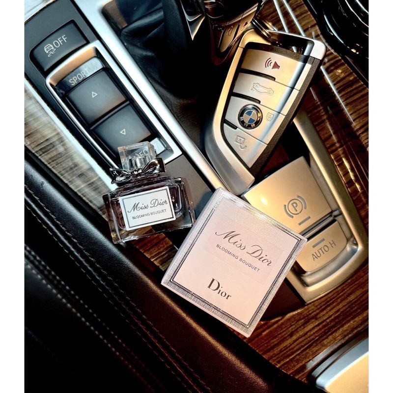 Nước bông Miss Dior mẫu thử size mini 5ml-2021-|Vanhcosmetics| | BigBuy360 - bigbuy360.vn
