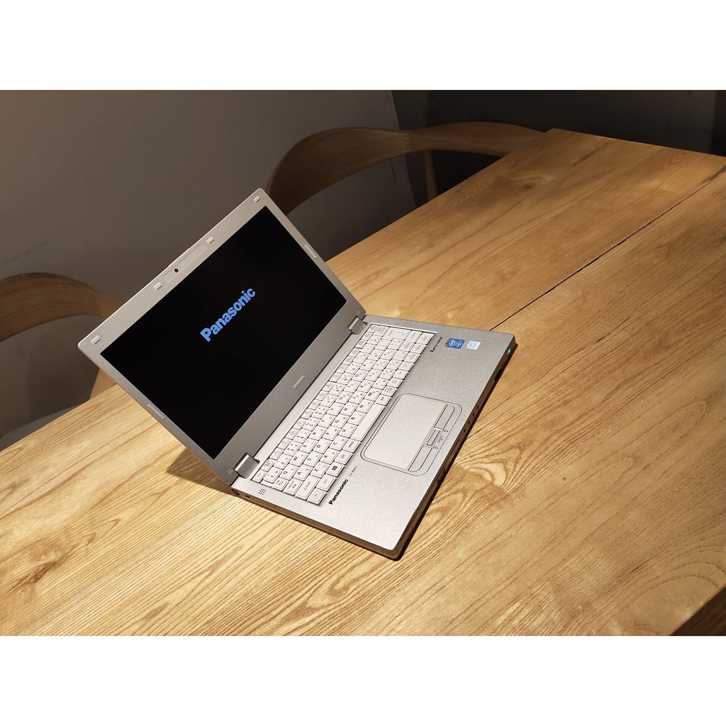 Laptop Panasonic CF-MX3 Core i5-4200/4gb Ram/128gb SSD/12.5inch vỏ nhôm nhập khẩu nhật bản