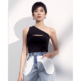 Áo Thun Lệch Vai Khoét Ngực