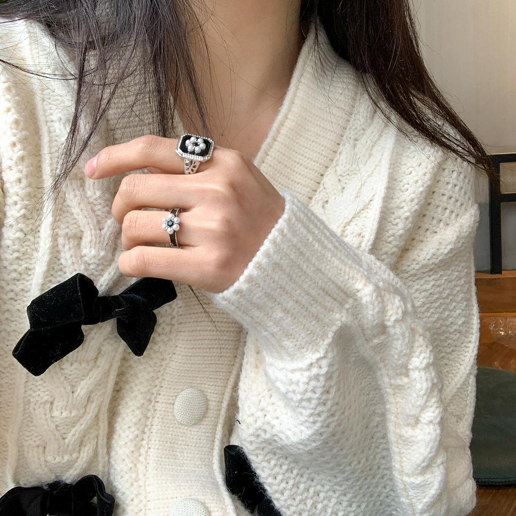 Nhẫn Đeo Tay Kim Loại Tạo Hình Hoa Đính Đá Thời Trang Cho Nữ