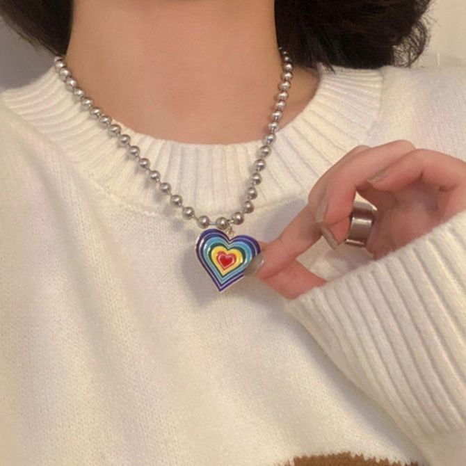 Vòng cổ hợp kim mặt trái tim màu cầu vồng phong cách Hàn Quốc