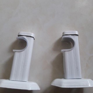 Phụ kiện rèm cửa - Trụ đỡ thanh treo rèm