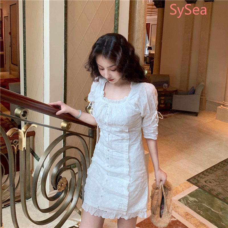 Đầm Dạ Hội Màu Trắng Thiết Kế Thanh Lịch