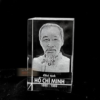 Tượng Bác Hồ - Hình 3D trong khối Pha Lê- Quà tặng, kỷ niệm/ Để trên xe Ô tô