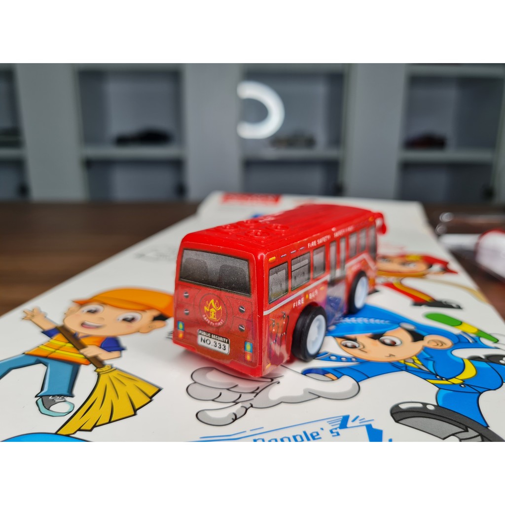 Xe Mô Hình Đồng Giá 25k - Mã  JKL-22A-01. Xe Bus Màu Đỏ Mini - Có Chạy Trớn