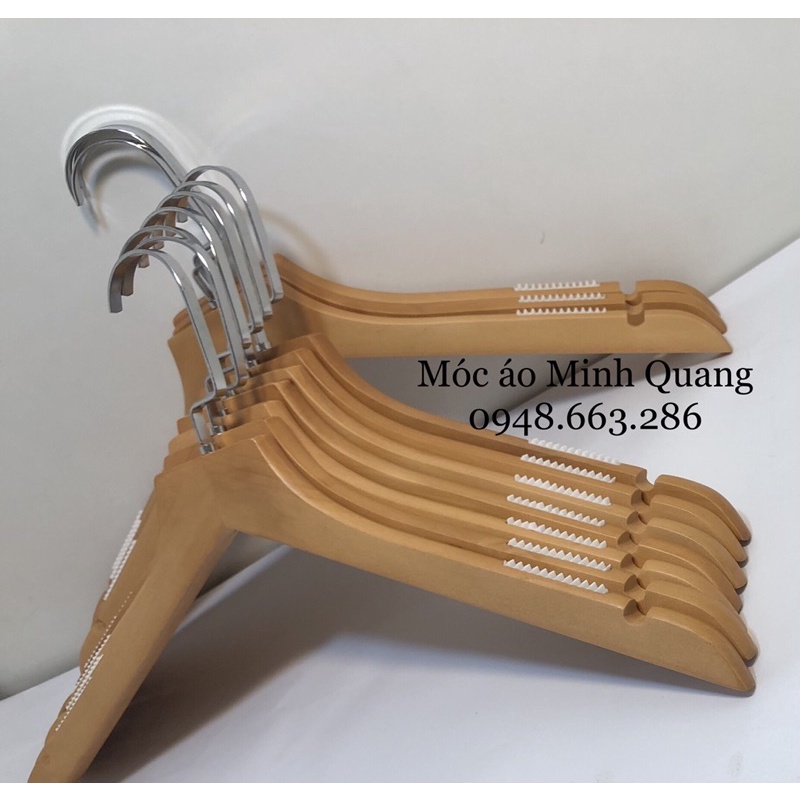 móc gỗ treo quần áo-móc gỗ nam màu vàng-móc gỗ cổ ngang-vai thiết kế đệm chống trượt-móc gỗ dùng để treo quần-áo-váy,..