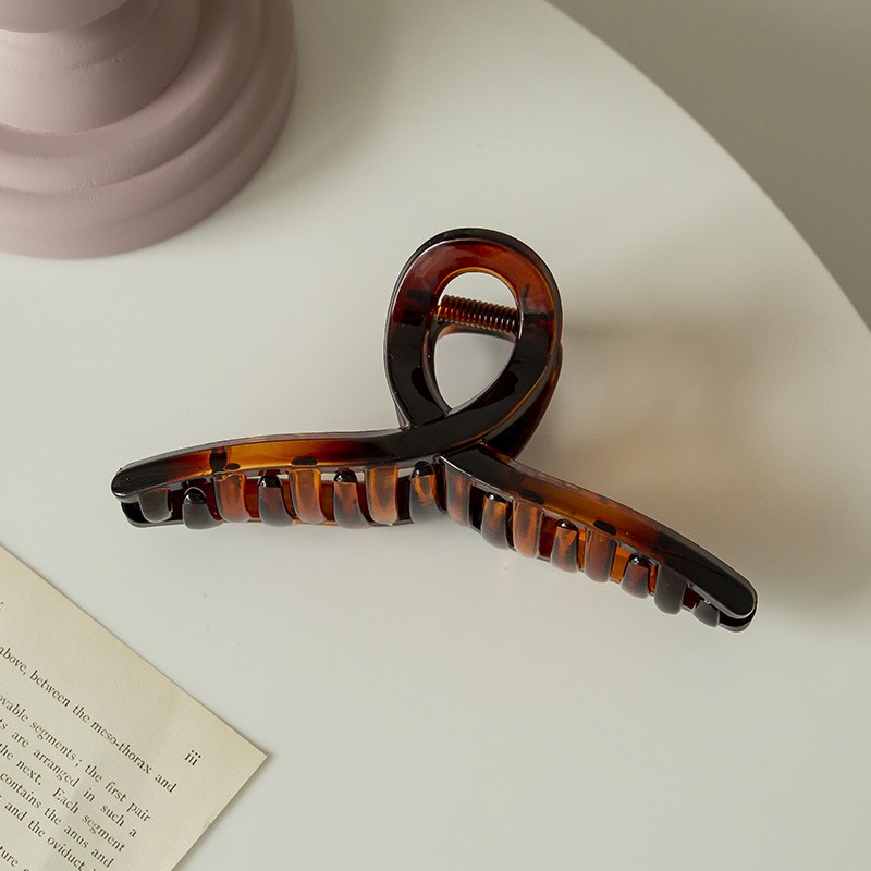 Kẹp bấu tóc màu sắc ngọt ngào xinh xắn cho nữ