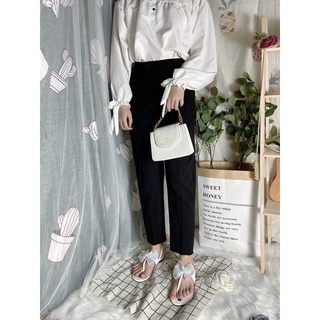 Sandal xỏ ngón nơ