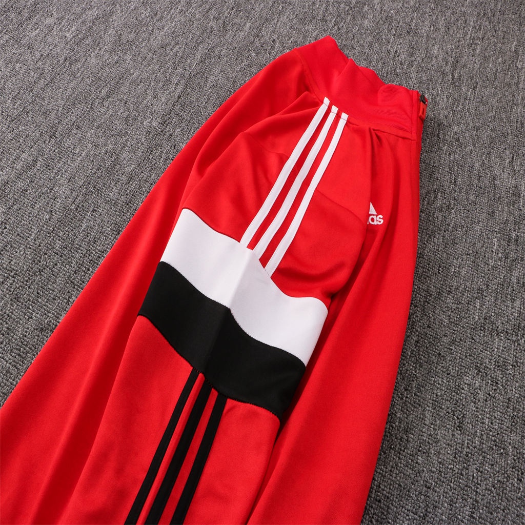 Áo khoác bóng đá MU 21-22 màu đỏ thời trang