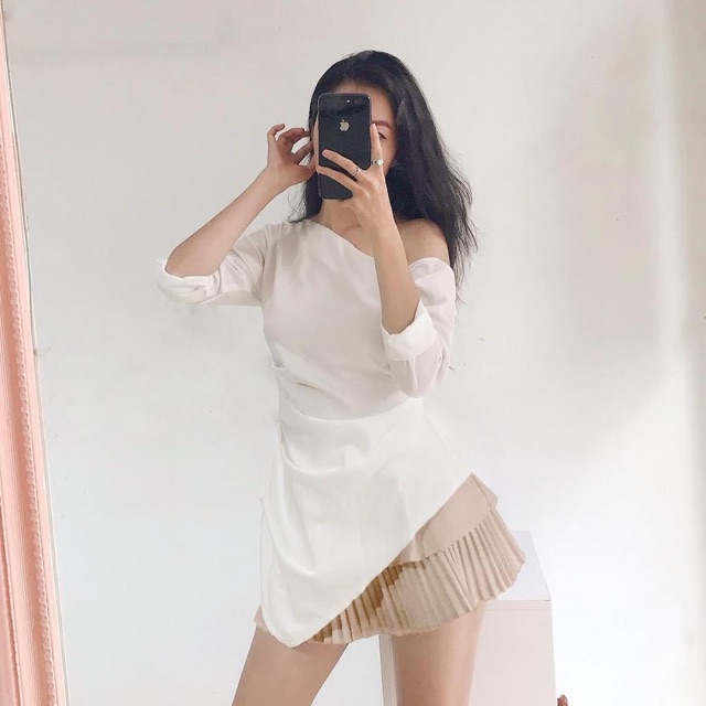 SET ÁO LỆCH CV TẦNG TRẮNG - ĐEN