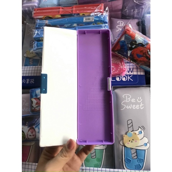 Hộp bút nam châm