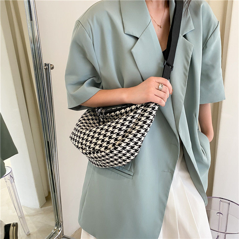 Túi xách canvas đeo vai sức chứa lớn họa tiết sọc caro thời trang dành cho nữ