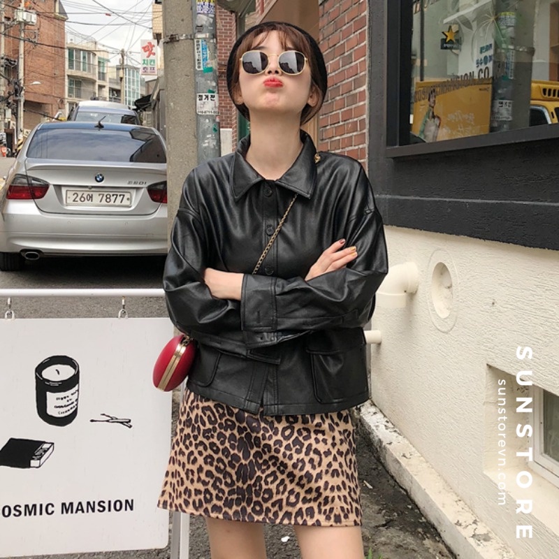 Áo khoác da 2 túi cài nút màu đen Ulzzang